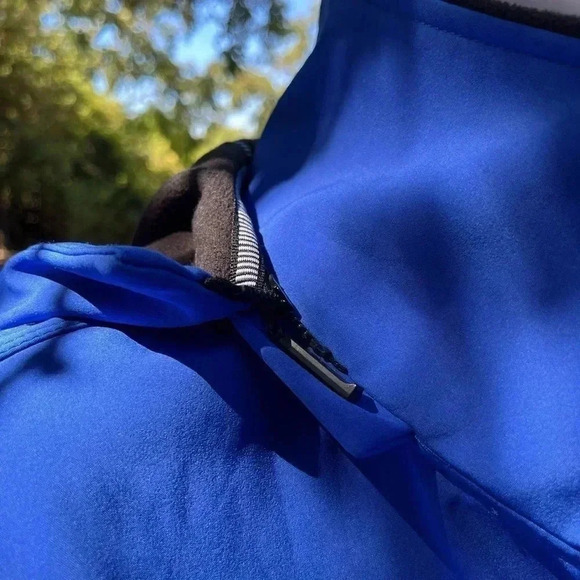 Bylyse Coat - Medium - Picture 6 of 9